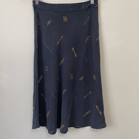 NWT Pendleton 100% Silk Midi Skirt Size 2 Washable Flare Blue Aztec Side Zip - Picture 7 of 11